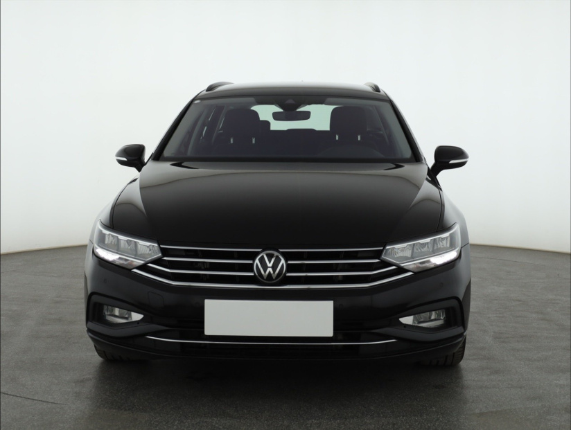 Volkswagen Passat, 2021