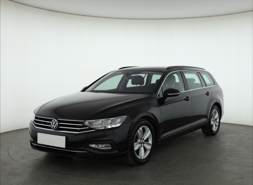 Volkswagen Passat, 2021