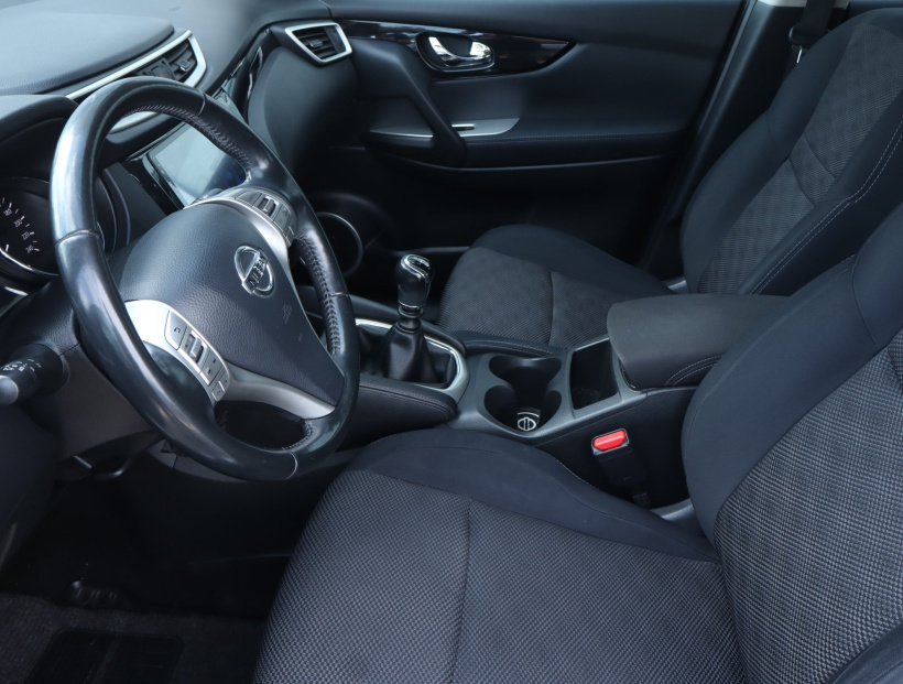 Nissan Qashqai, 2015