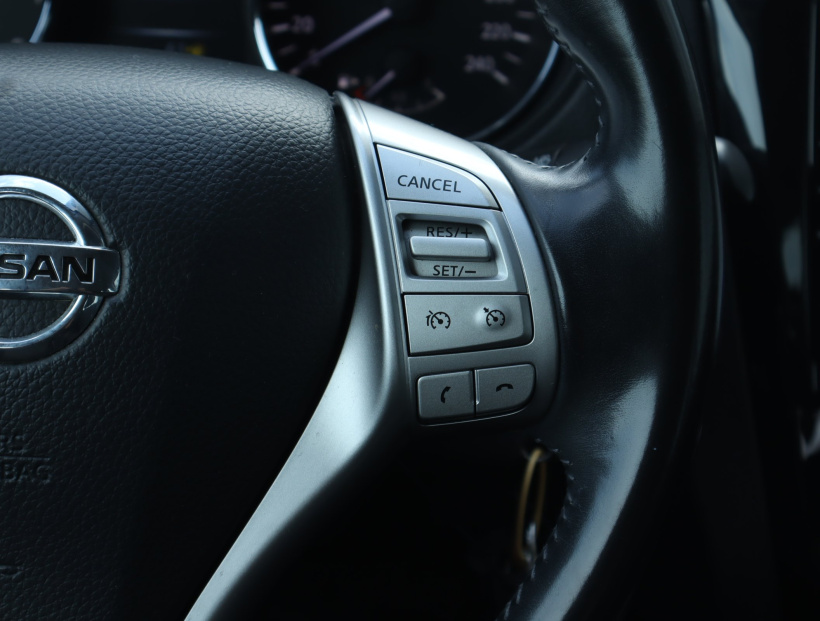 Nissan Qashqai, 2015