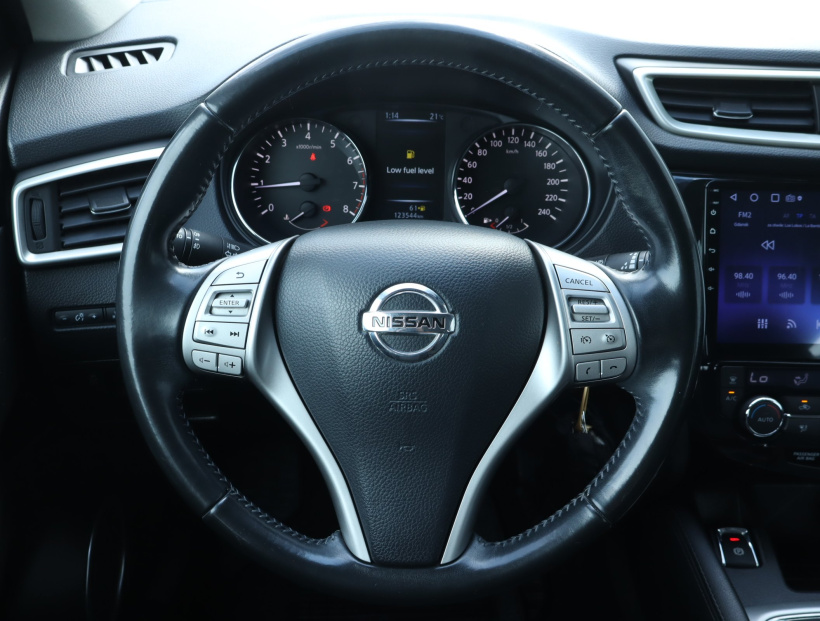 Nissan Qashqai, 2015