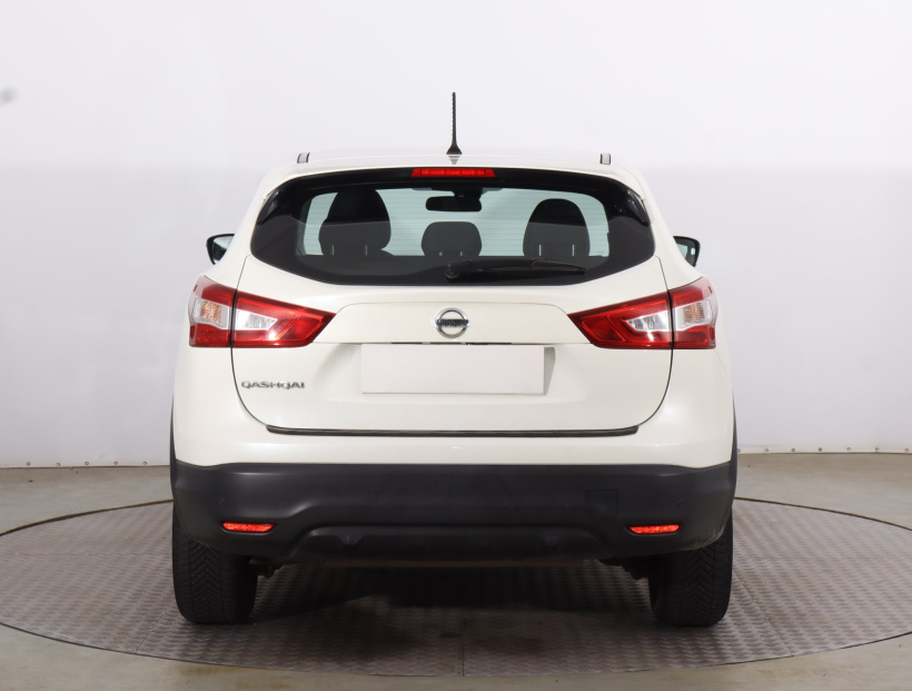 Nissan Qashqai, 2015