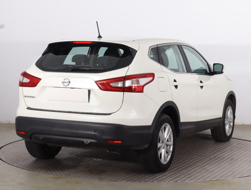 Nissan Qashqai, 2015