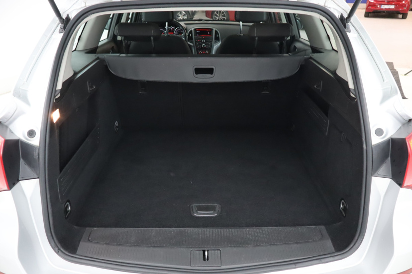 Opel Astra, 2015