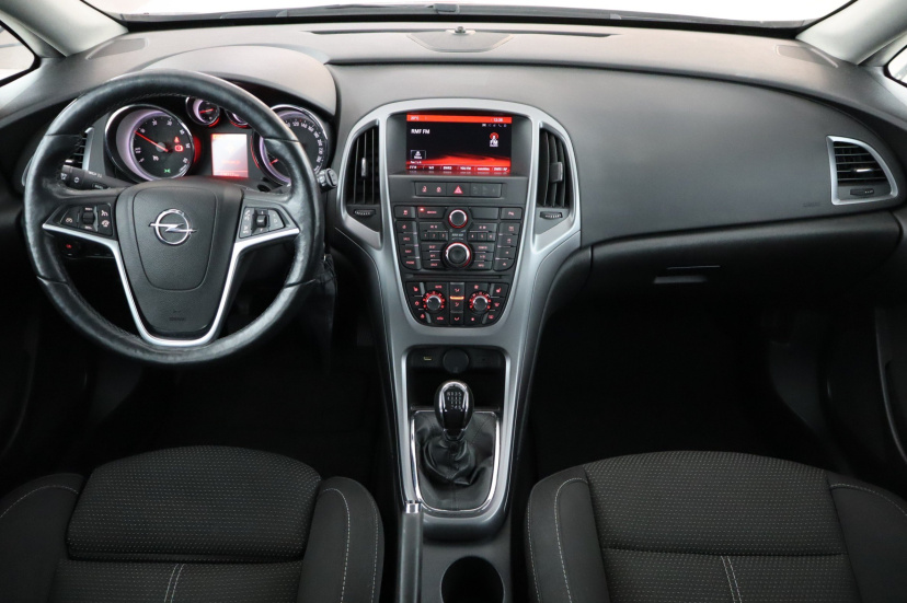Opel Astra, 2015