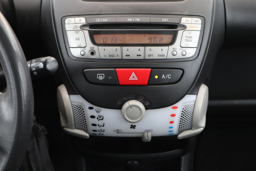 Peugeot 107, 2012