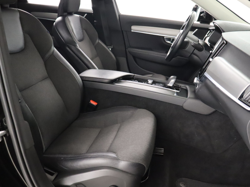 Volvo V90 Cross Country, 2021