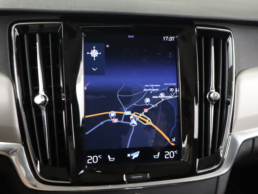 Volvo V90 Cross Country, 2021