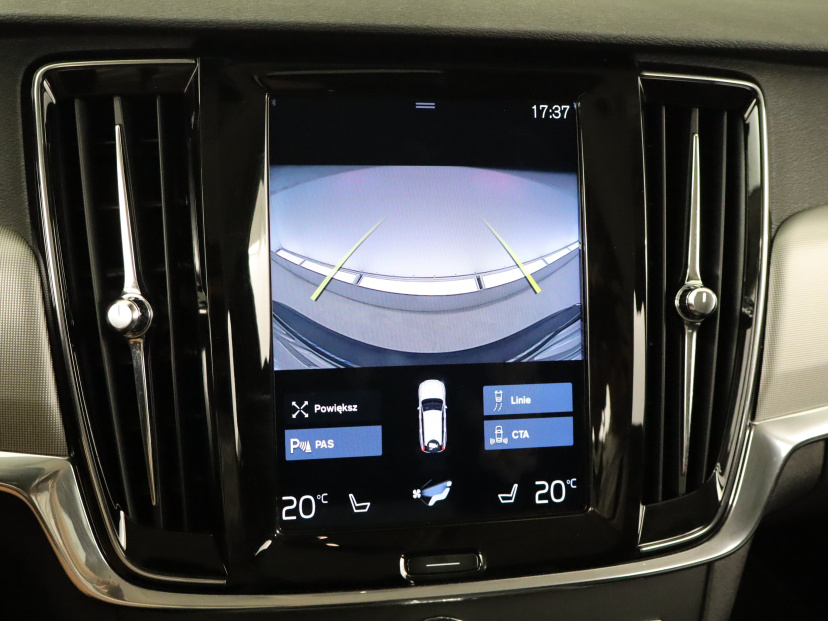 Volvo V90 Cross Country, 2021