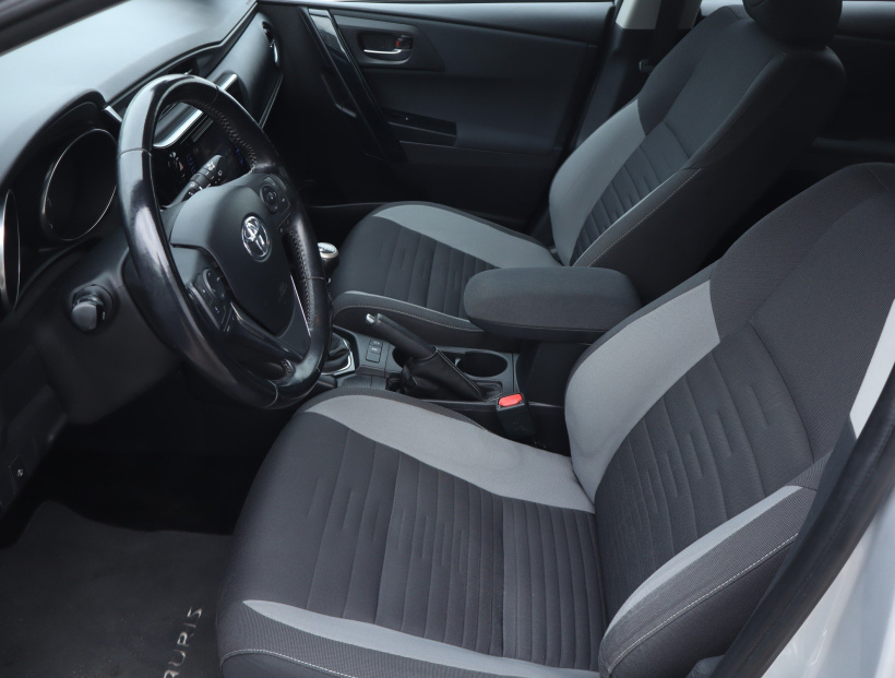 Toyota Auris, 2017
