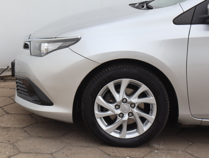 Toyota Auris, 2017
