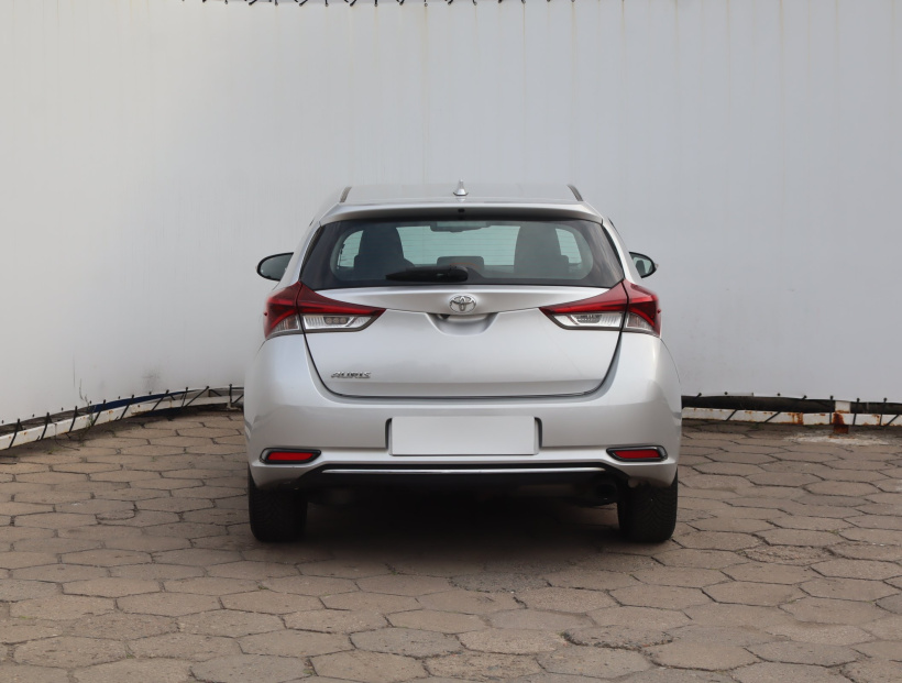 Toyota Auris, 2017