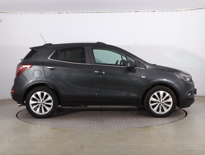 Opel Mokka, 2017