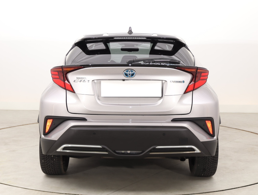 Toyota C-HR, 2020