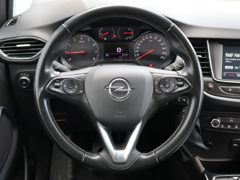 Opel Crossland, 2021