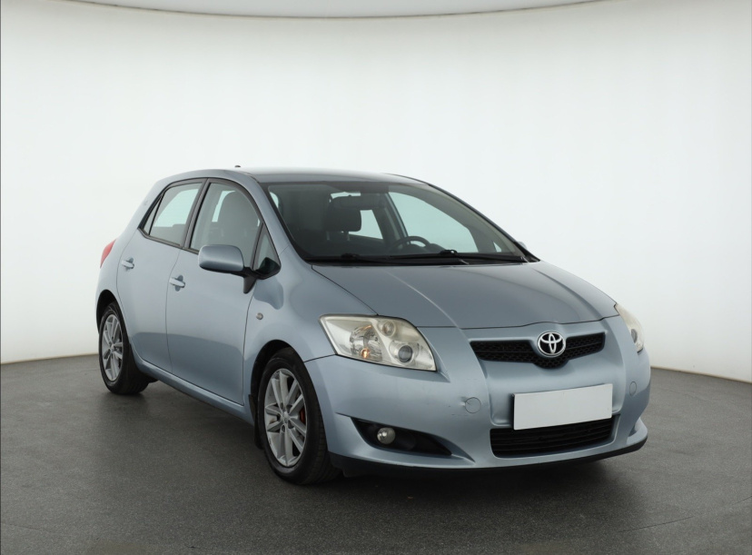 Toyota Auris, 2009