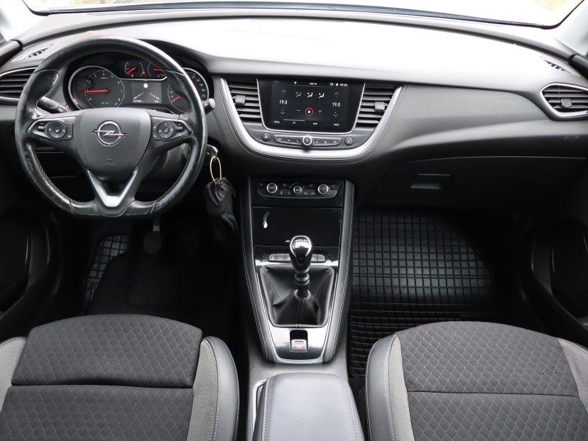 Opel Grandland, 2020