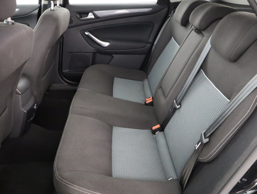 Ford Mondeo, 2013