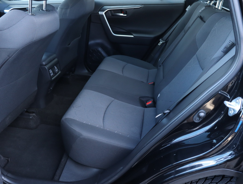 Toyota RAV 4, 2021