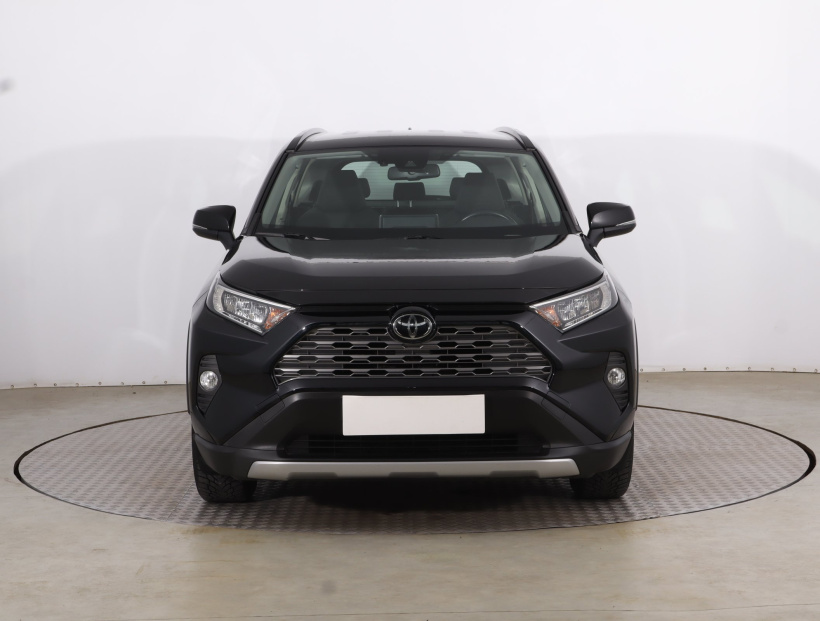 Toyota RAV 4, 2021