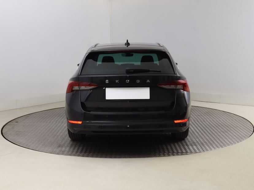 Škoda Octavia, 2021