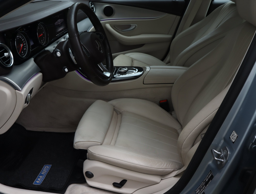 Mercedes-Benz E, 2016