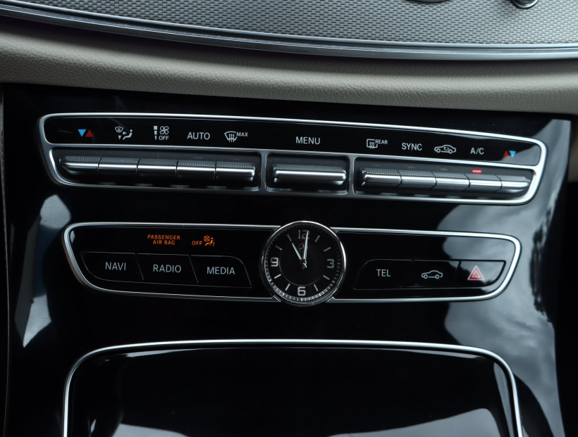 Mercedes-Benz E, 2016