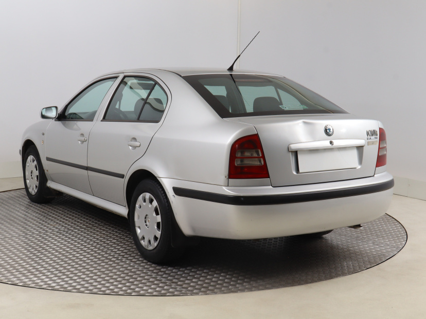Škoda Octavia, 2002