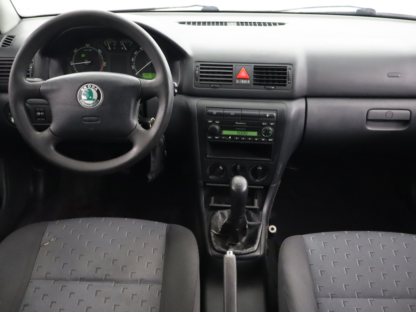 Škoda Octavia, 2002