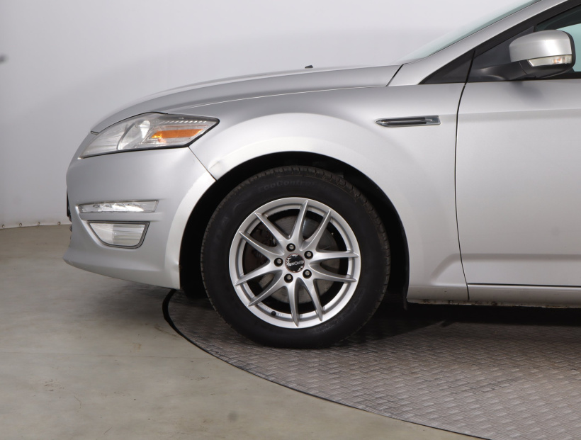 Ford Mondeo, 2013