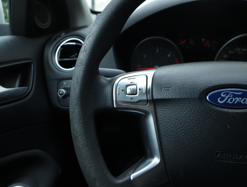 Ford Mondeo, 2013