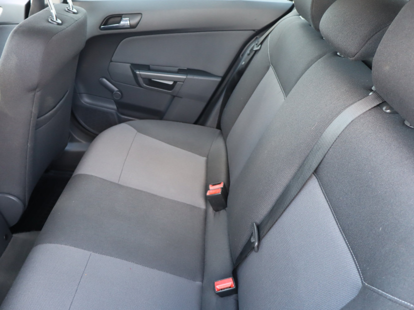 Opel Astra, 2007