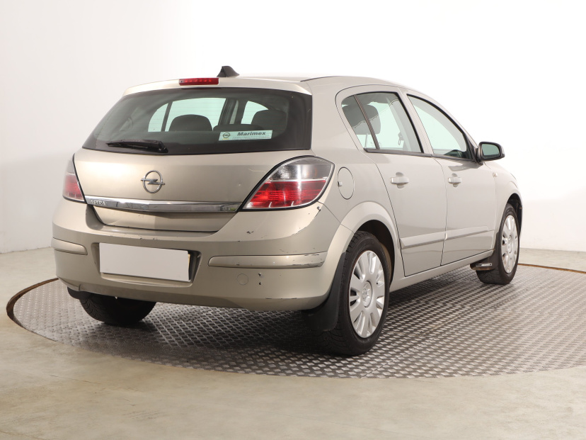 Opel Astra, 2007