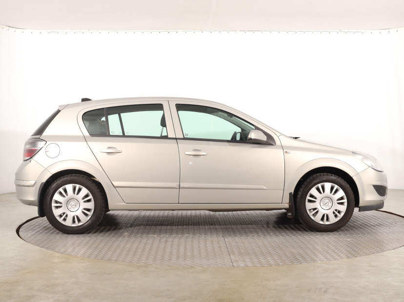 Opel Astra, 2007