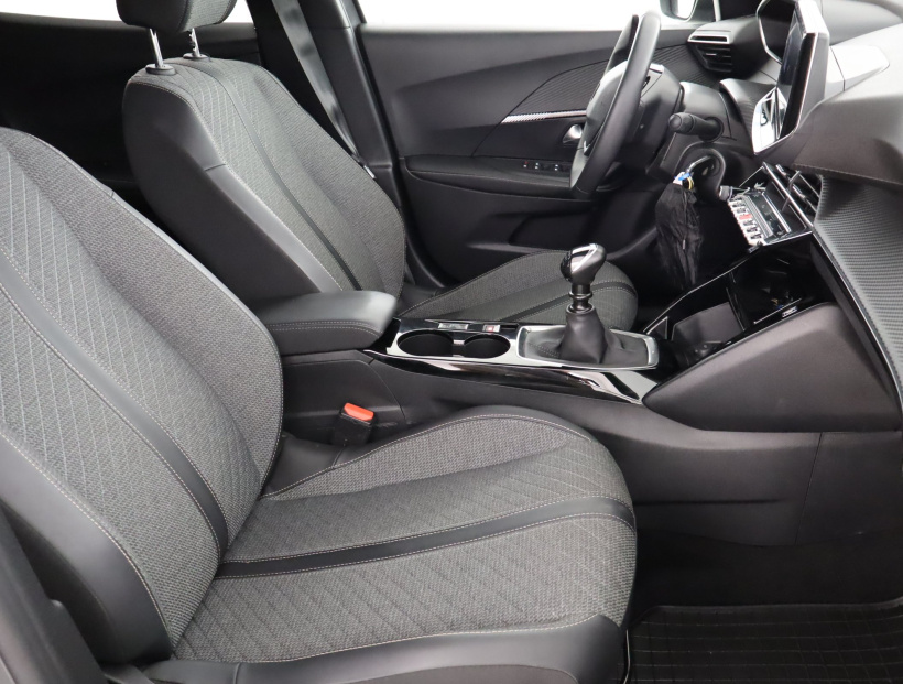 Peugeot 2008, 2024