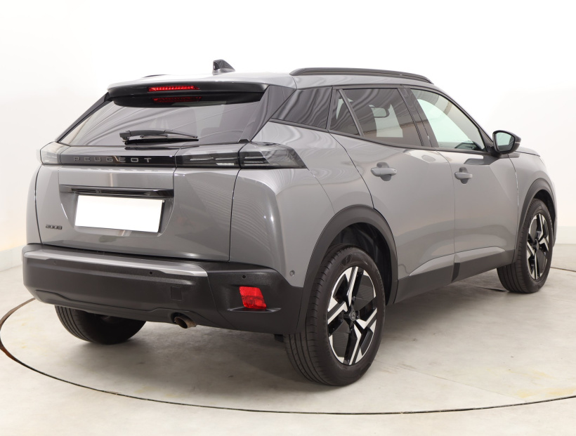 Peugeot 2008, 2024