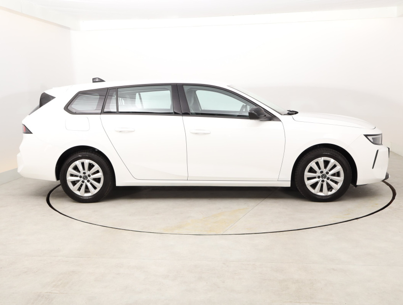 Opel Astra, 2023