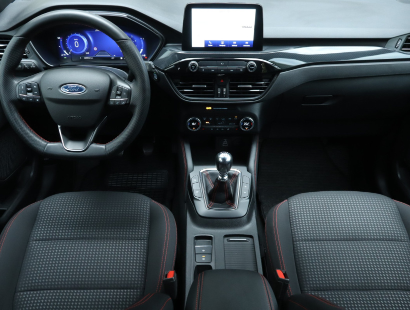 Ford Kuga, 2022