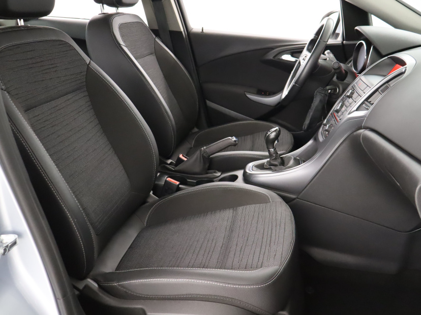 Opel Astra, 2015