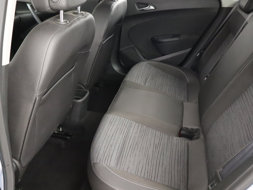 Opel Astra, 2015