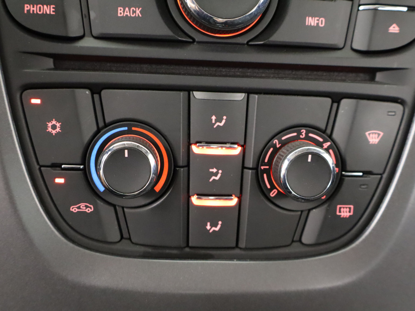Opel Astra, 2015
