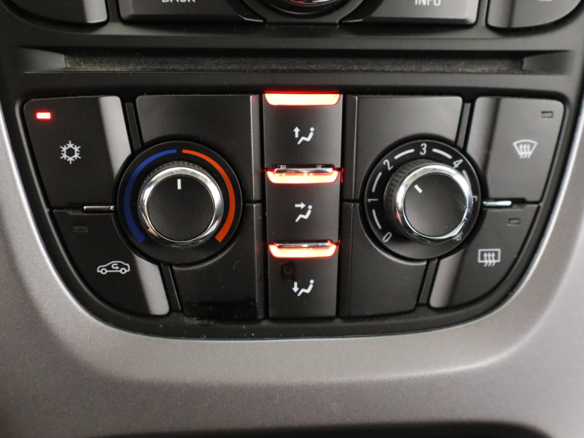 Opel Astra, 2019