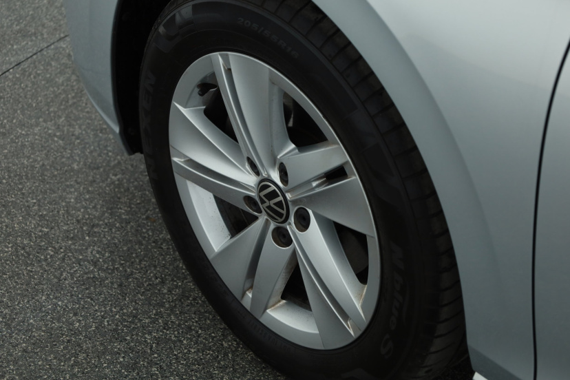 Volkswagen Golf, 2022