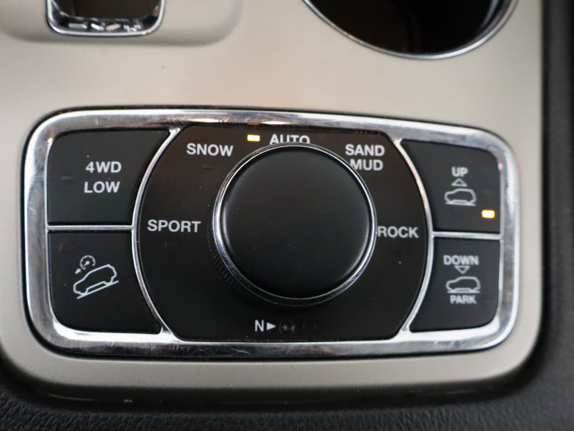 Jeep Grand Cherokee, 2012