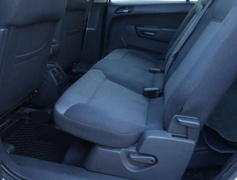 Opel Zafira, 2012