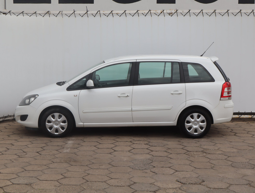 Opel Zafira, 2012