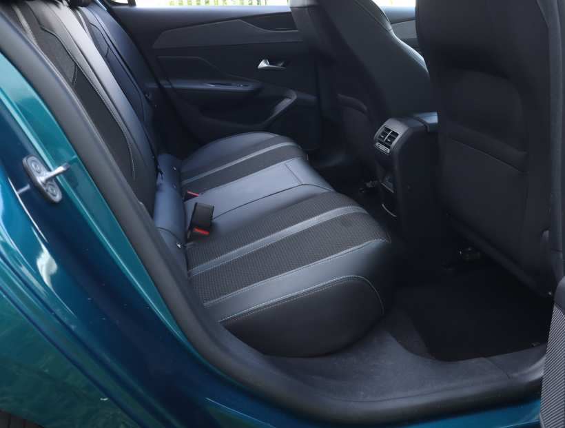Peugeot 308, 2025