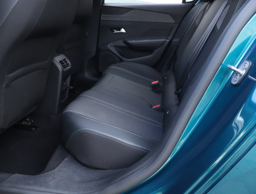 Peugeot 308, 2025