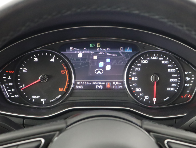 Audi A4, 2021