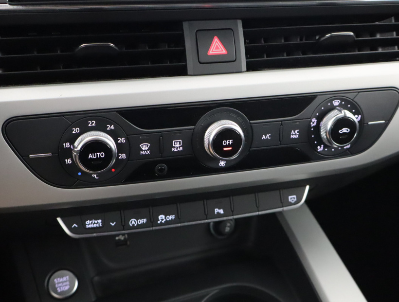 Audi A4, 2021
